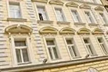Italian Residence Apartments Hotel Praga
